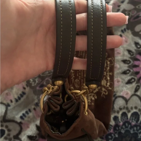 Vintage Juicy Couture Once Upon a Time Brown Shoulder Bag with Gold Accents - Picture 3 of 6